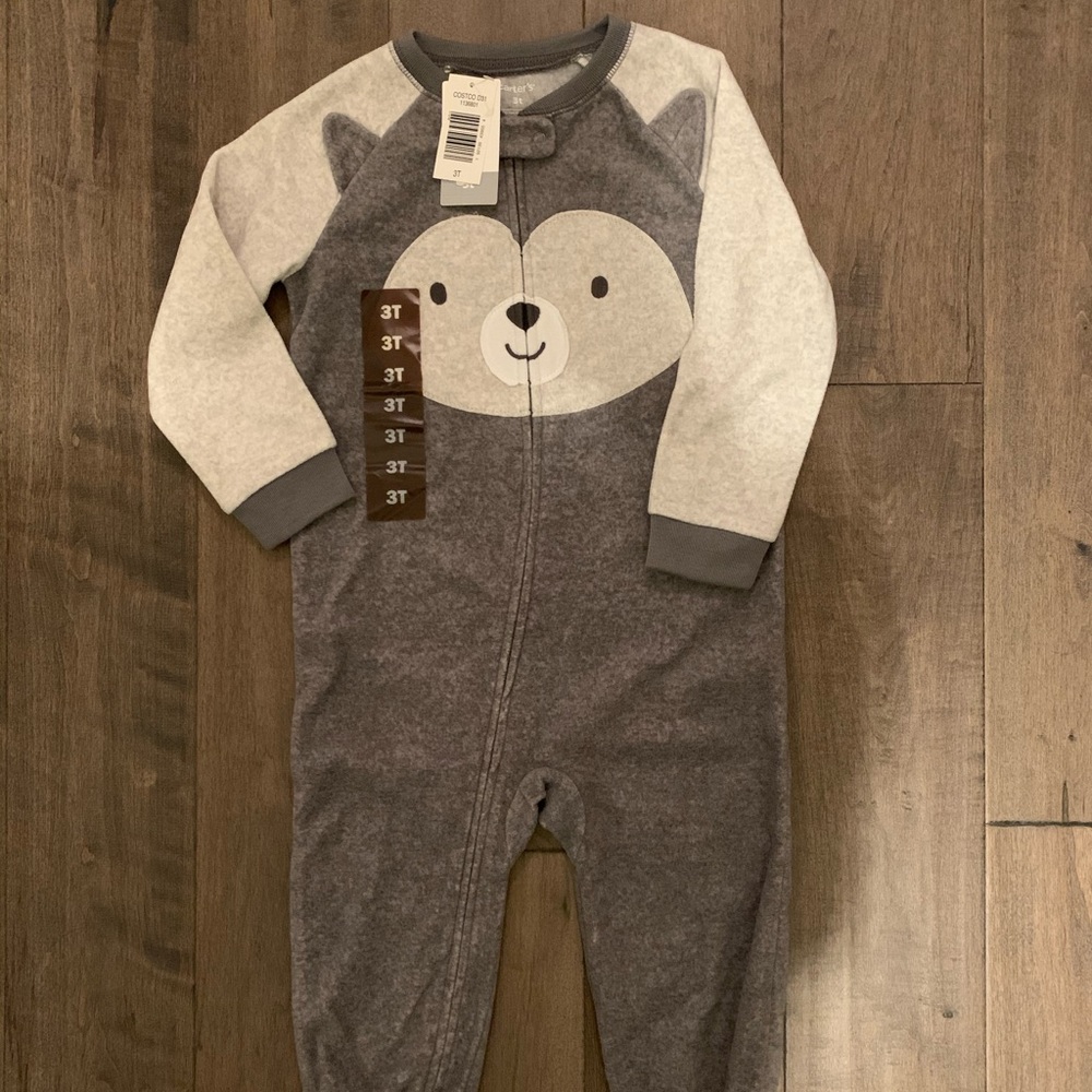 NWT size 3t footie pyjamas